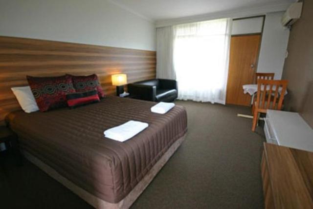 קנברה Red Cedars Motel מראה חיצוני תמונה