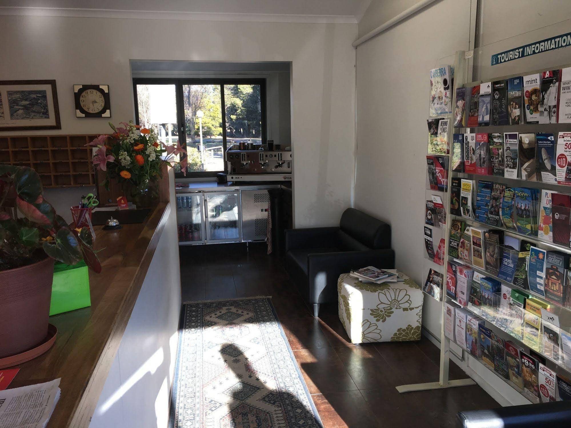 קנברה Red Cedars Motel מראה חיצוני תמונה